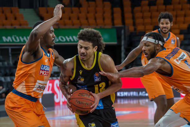 就在阵容中 就在阵容中